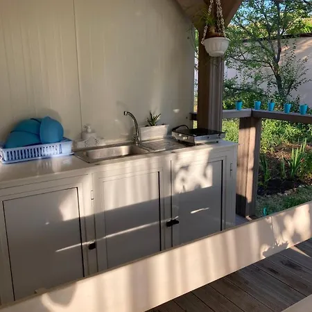 אתר קמפינג каравана Paradise *