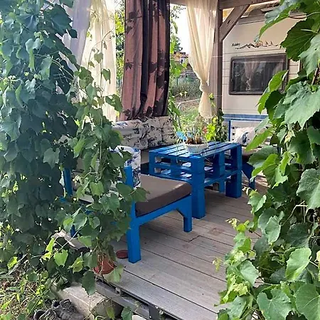 Campsite каравана Paradise *